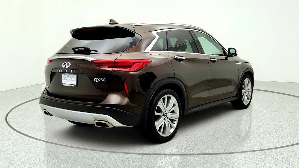 Used 2020 INFINITI QX50 Sensory w/ Proactive Package AWD/4WD image 5