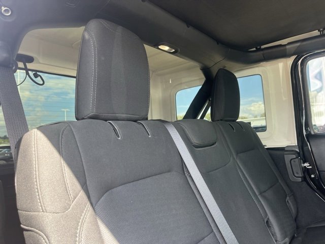 Used 2019 Jeep Wrangler Unlimited Sahara image 50
