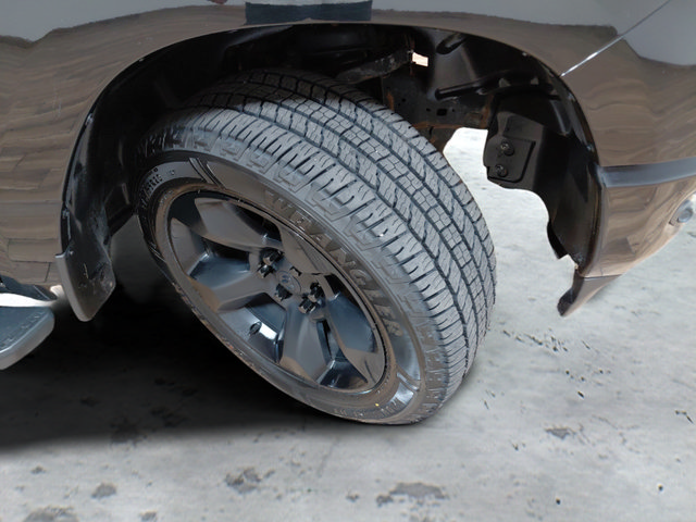 Used 2019 RAM 1500 Big Horn AWD/4WD image 9