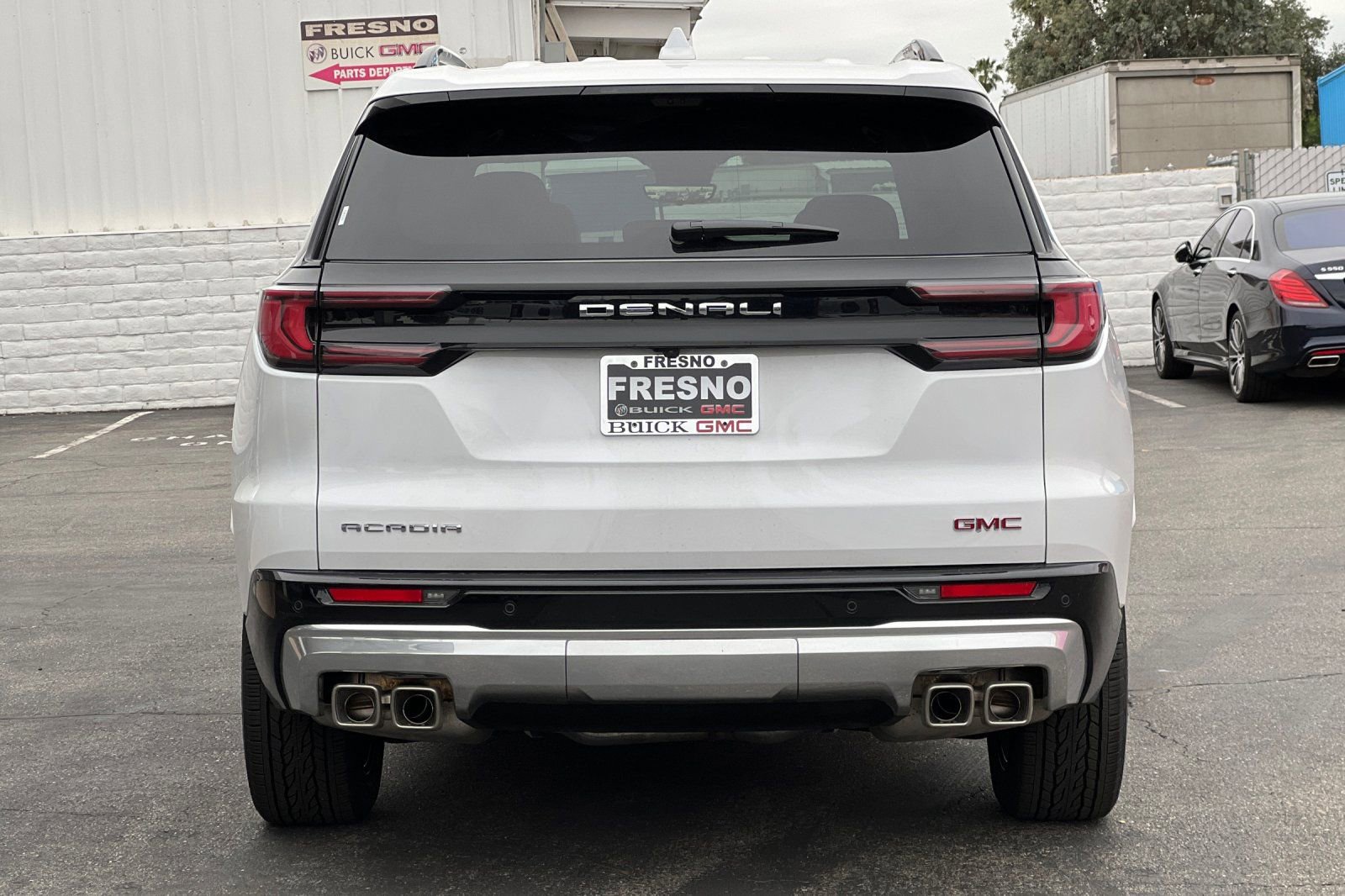 New 2026 GMC Acadia Denali w/ Super Cruise Package FWD image 6