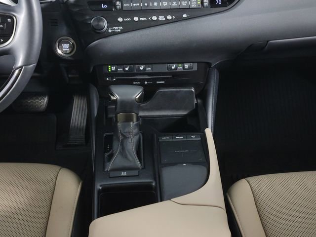 Used 2019 Lexus ES 350 w/ Premium Package image 26