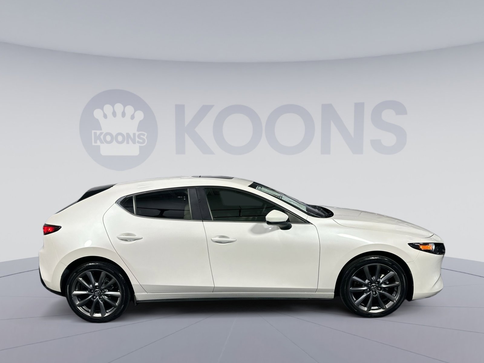 Used 2021 MAZDA MAZDA3 s image 8