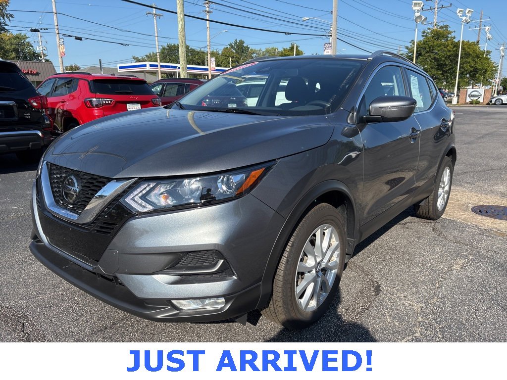 Certified 2022 Nissan Rogue Sport SV image 3