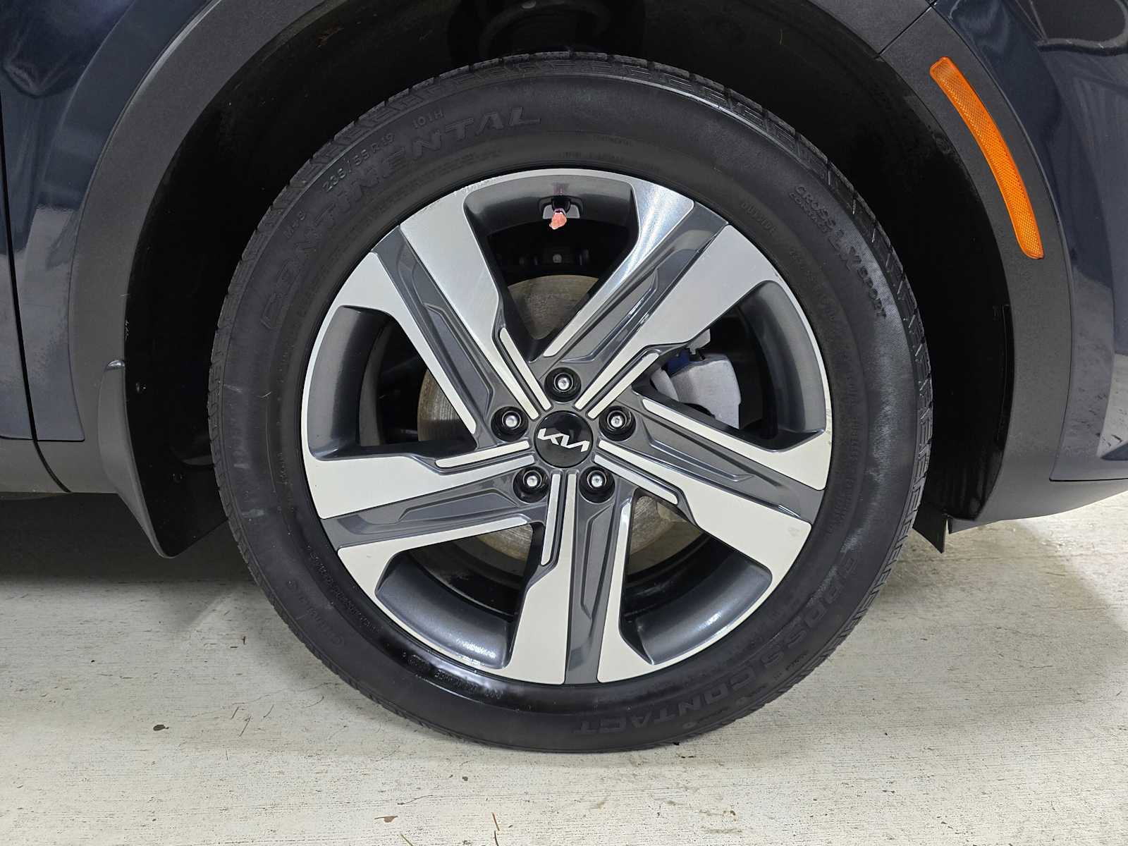 Used 2023 Kia Sorento SX Prestige image 9