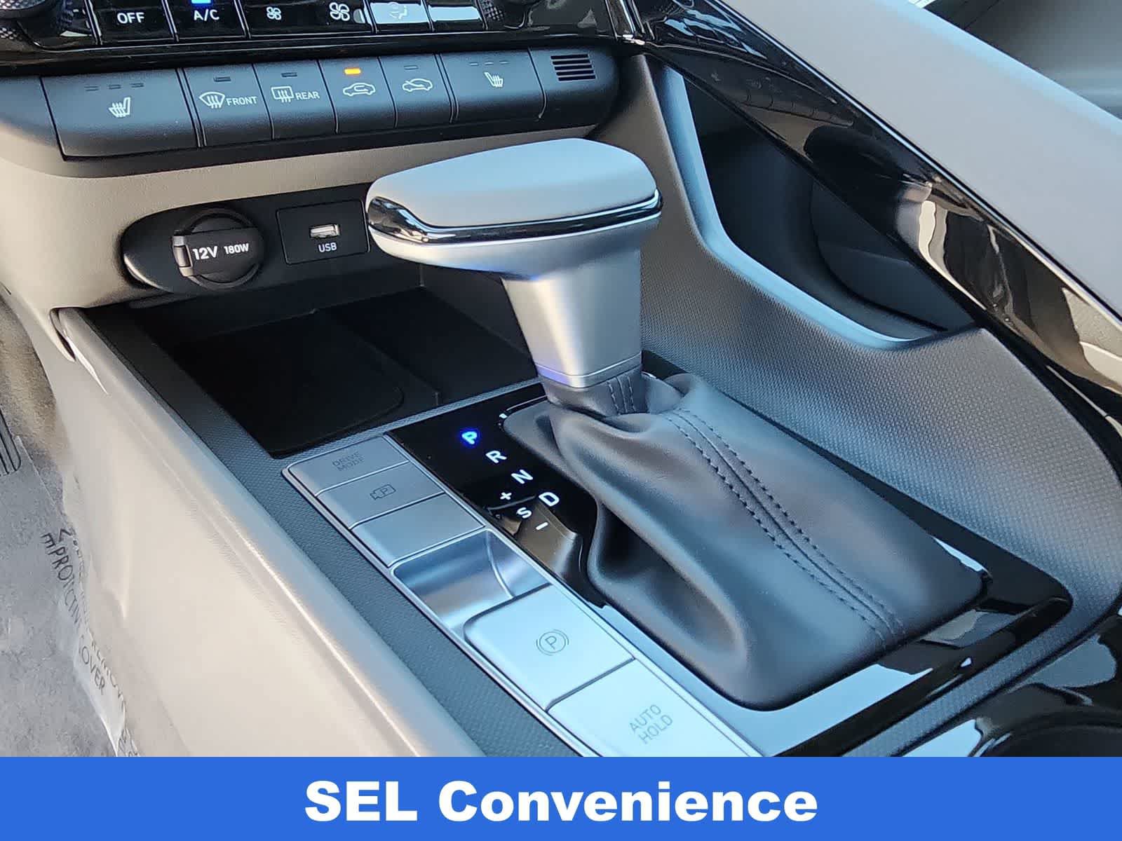 Certified 2025 Hyundai Elantra SEL FWD image 21