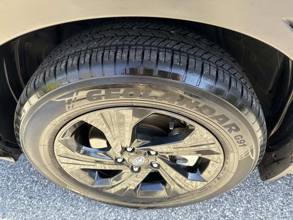 Certified 2024 Subaru Crosstrek 2.0i image 10