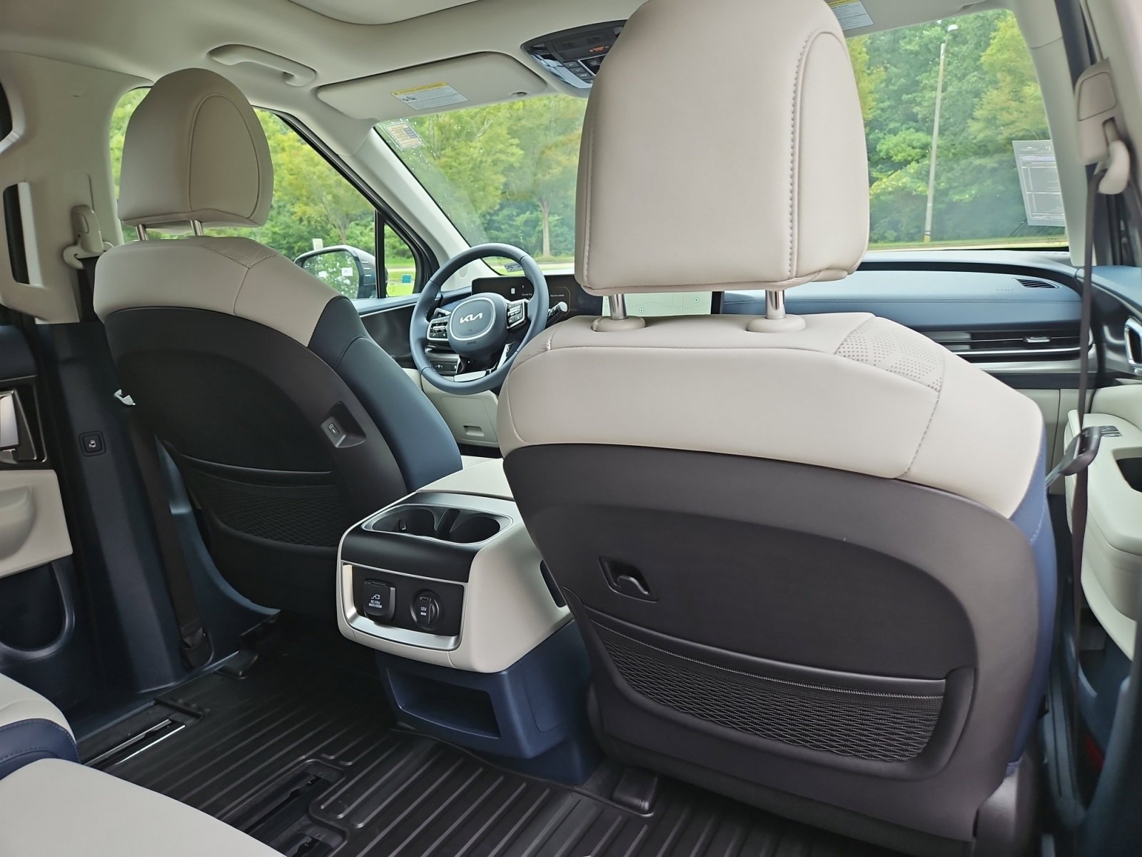 New 2026 Kia Carnival SX image 18