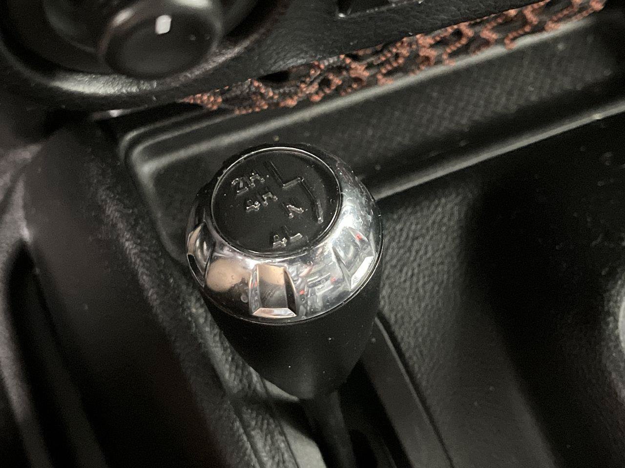 Used 2012 Jeep Wrangler Unlimited Sahara AWD/4WD image 13