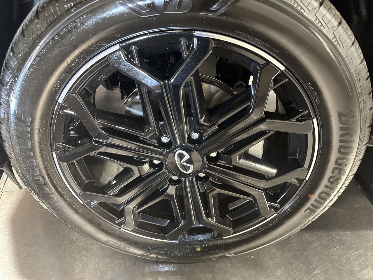 New 2026 INFINITI QX80 Sport w/ Sport Exterior Package image 10