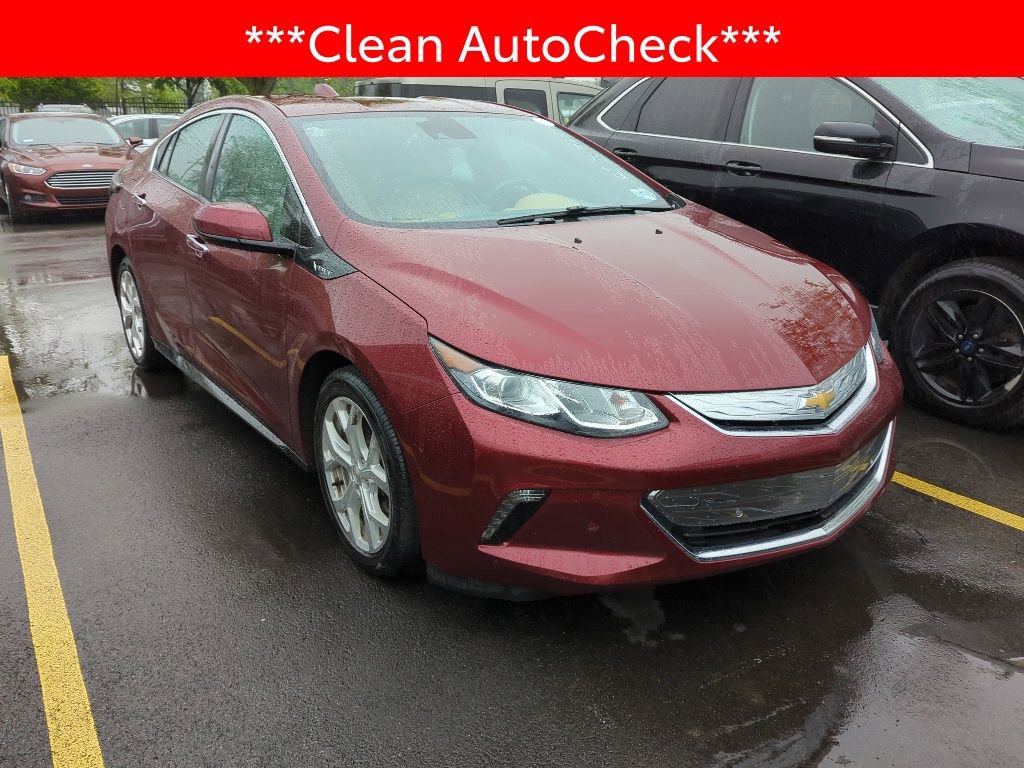 Used 2017 Chevrolet Volt Premier w/ Driver Confidence II Package FWD image 3