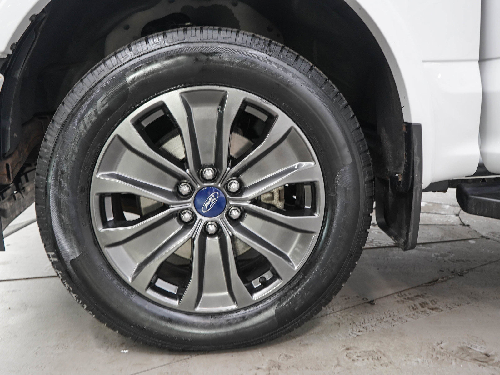 Used 2018 Ford F150 XLT w/ Equipment Group 302A Luxury AWD/4WD image 30
