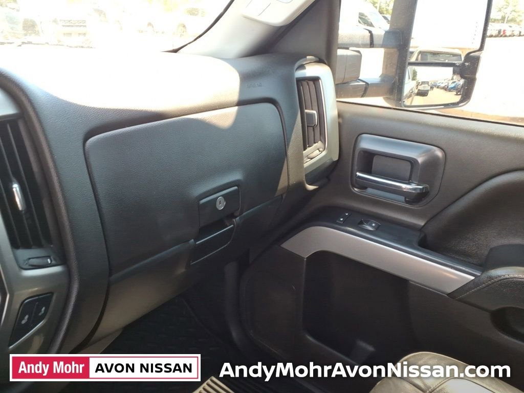 Used 2019 Chevrolet Silverado 2500 LT w/ Midnight Edition AWD/4WD image 26