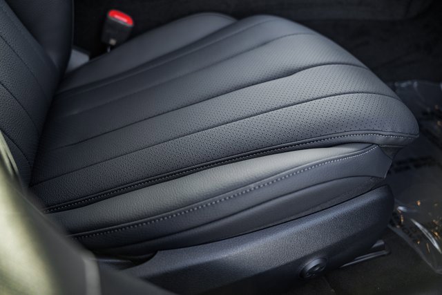 New 2026 Mercedes-Benz E 350 4MATIC Sedan image 34