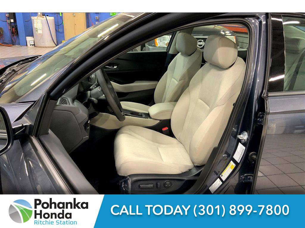 Used 2025 Honda Accord SE image 10