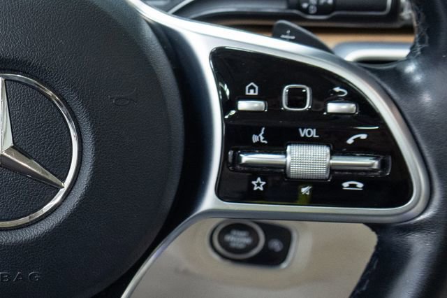 Used 2022 Mercedes-Benz GLE 350 4MATIC w/ Premium Package image 15