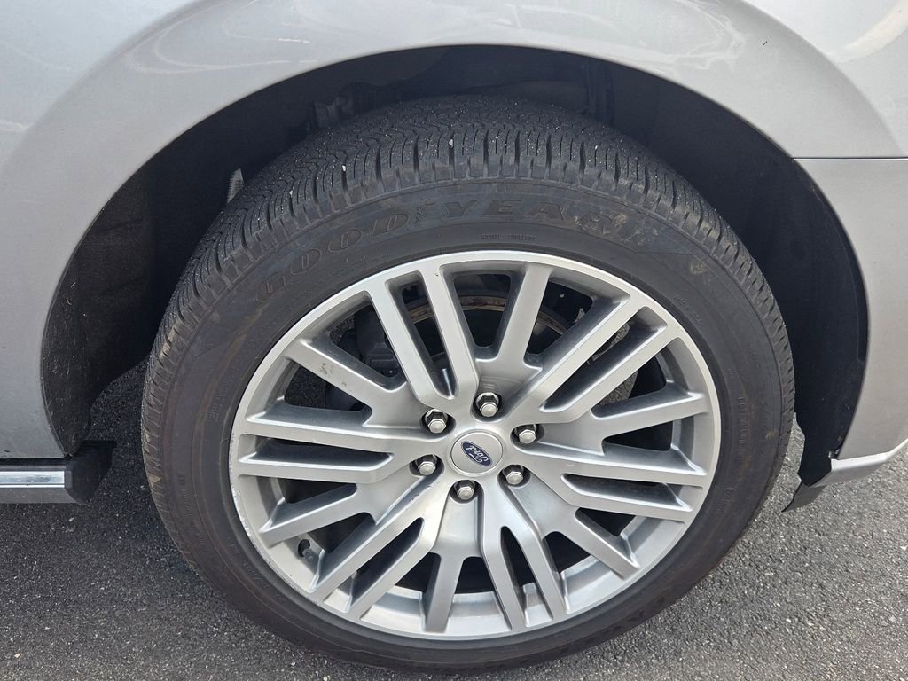 Used 2023 Ford Expedition Platinum AWD/4WD image 8