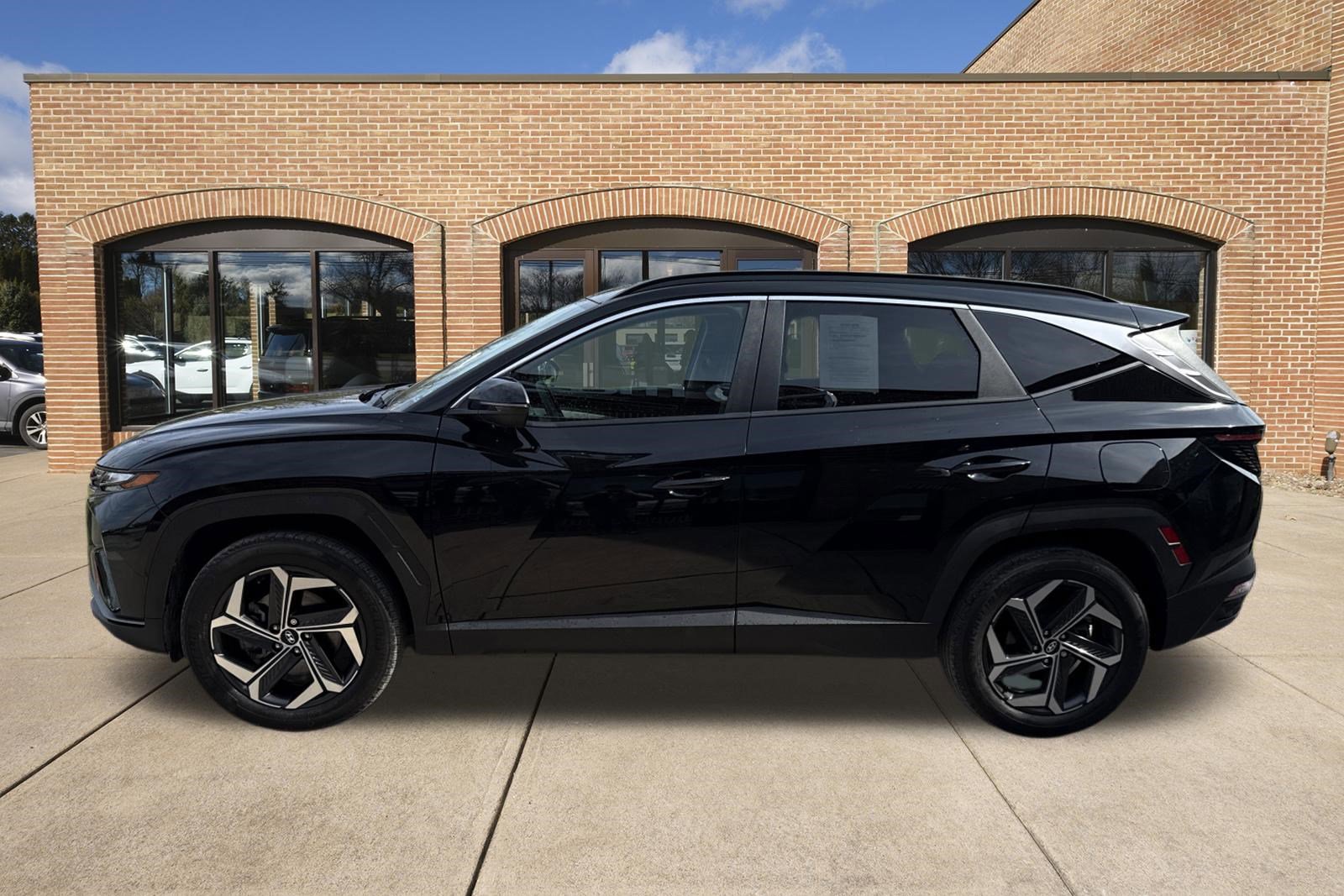 Certified 2023 Hyundai Tucson SEL AWD/4WD image 7
