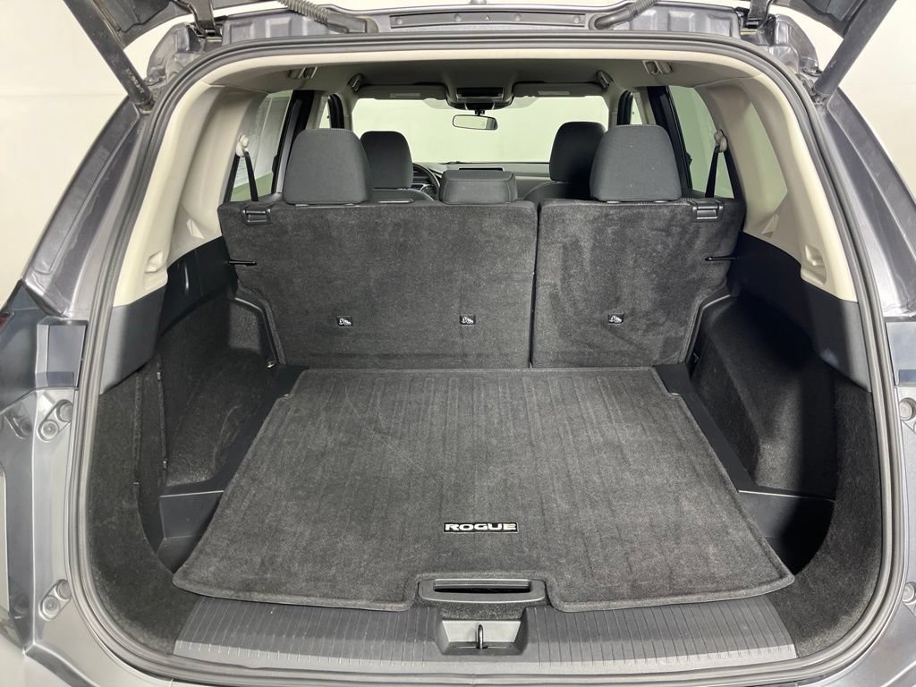 Used 2025 Nissan Rogue SV FWD image 10