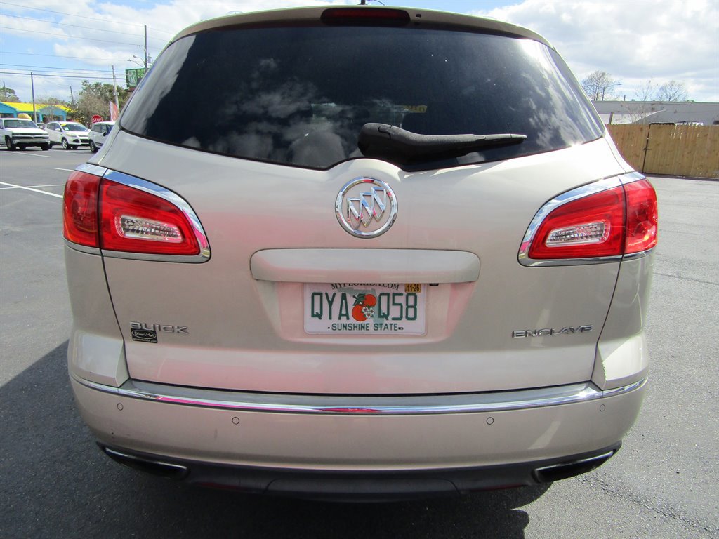 Used 2016 Buick Enclave Leather image 3