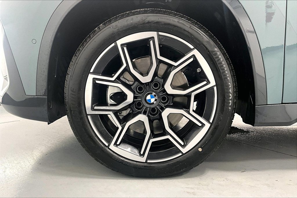 New 2027 BMW X1 xDrive28i AWD/4WD image 30