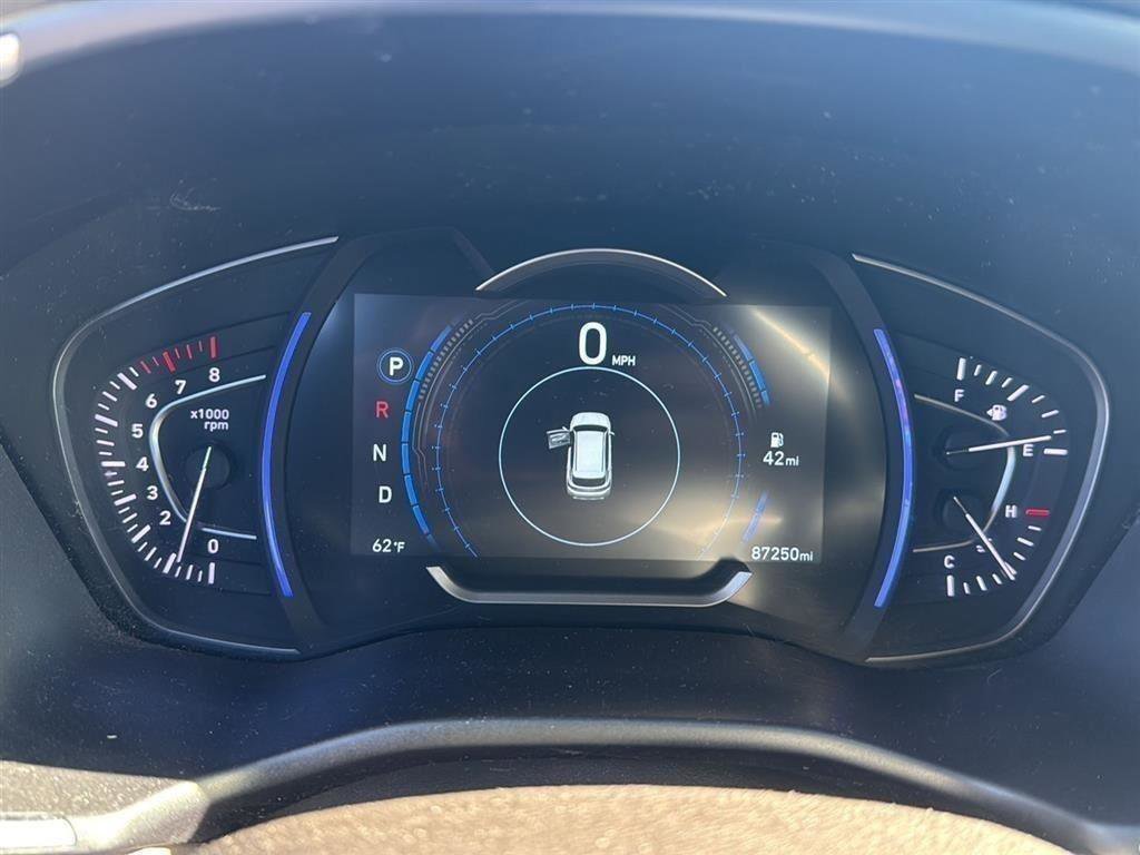 Used 2020 Hyundai Santa Fe SEL image 5