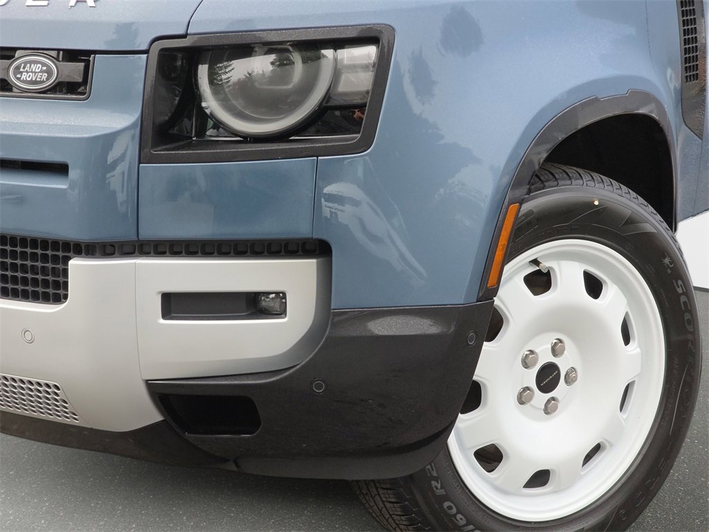 New 2026 Land Rover Defender 110 S image 31