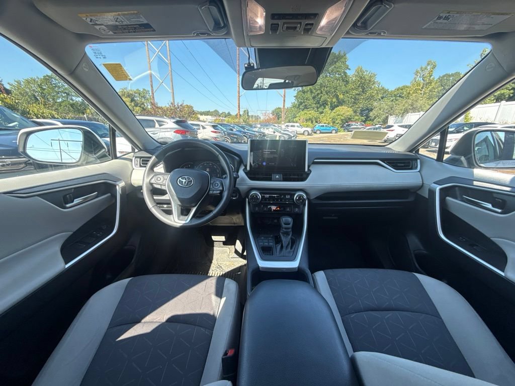 Used 2023 Toyota RAV4 XLE w/ Convenience Package AWD/4WD image 20