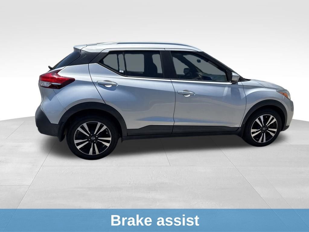 Used 2019 Nissan Kicks SV FWD image 10
