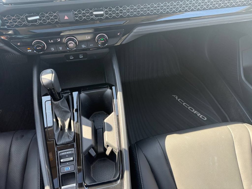 Used 2024 Honda Accord EX-L image 25