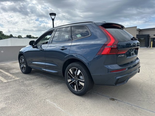New 2026 Volvo XC60 B5 Plus w/ Climate Package image 5
