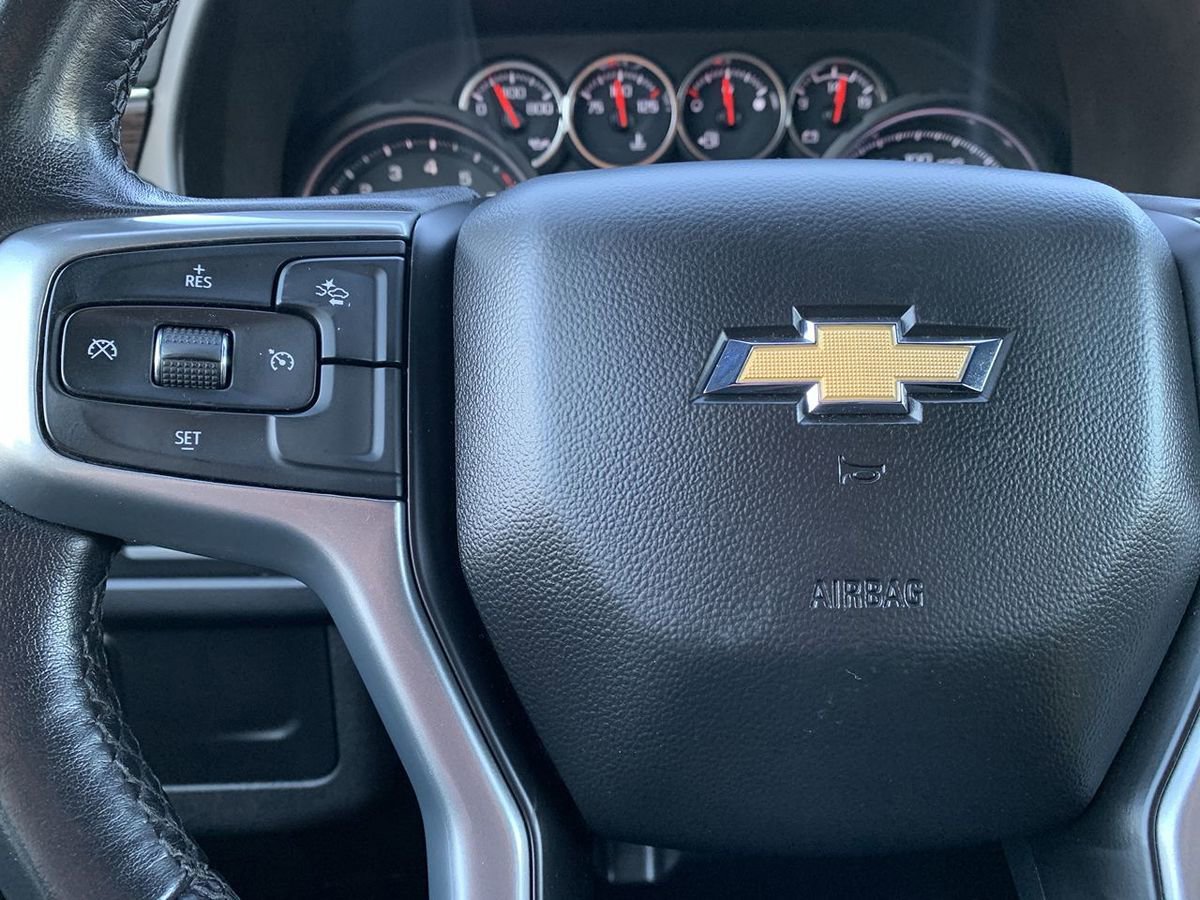 Used 2022 Chevrolet Suburban LS AWD/4WD image 18