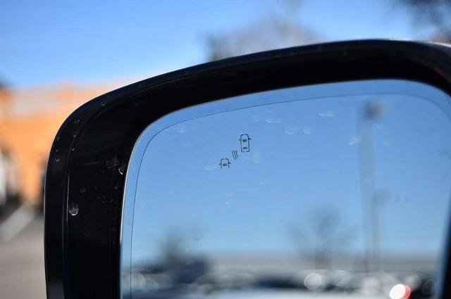 Certified 2022 Nissan Armada SL image 11