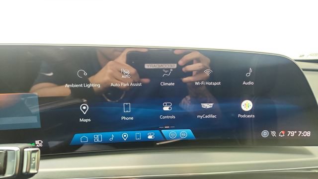 Used 2025 Cadillac Lyriq Sport AWD/4WD image 49