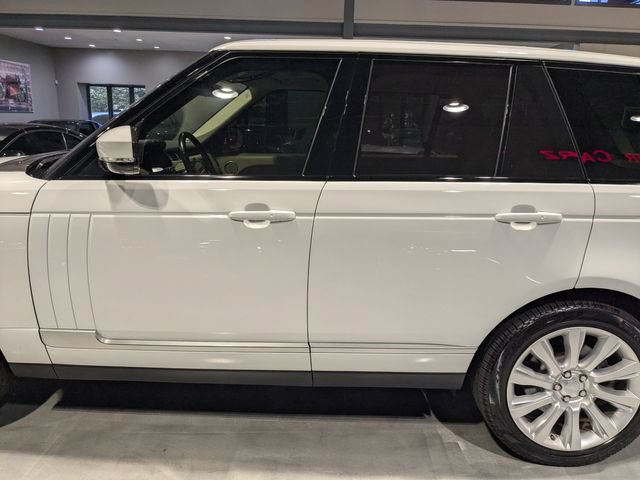 Used 2016 Land Rover Range Rover Supercharged AWD/4WD image 5