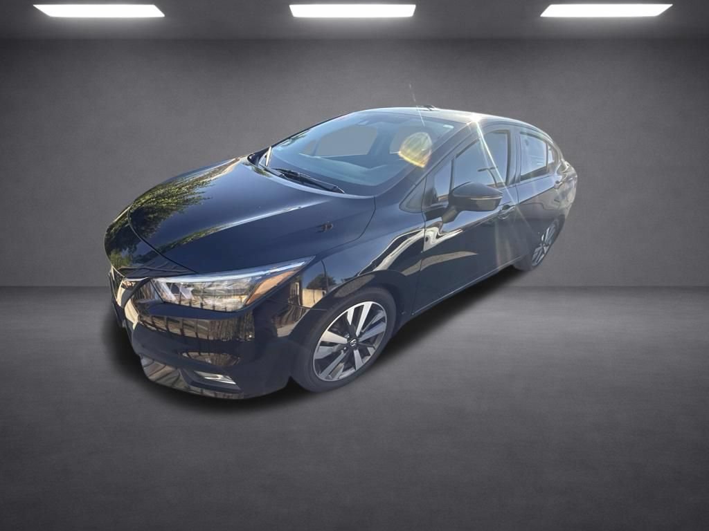 Used 2020 Nissan Versa SR FWD image 4