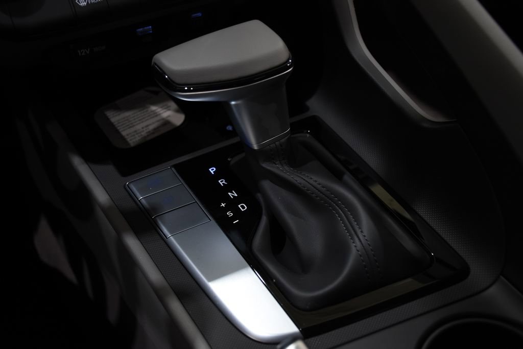 New 2026 Hyundai Elantra Sport image 25