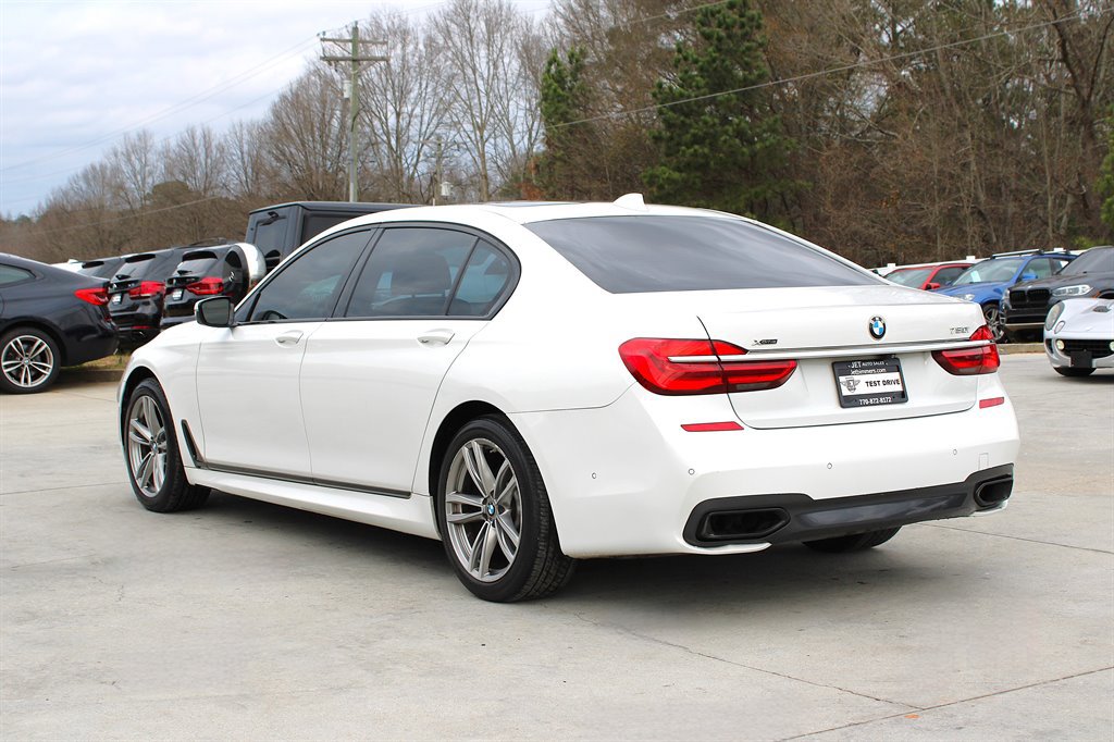 Used 2016 BMW 750i xDrive AWD/4WD image 5