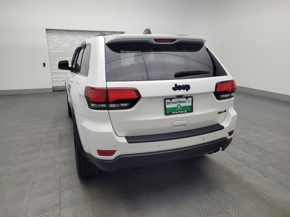 Used 2018 Jeep Grand Cherokee Laredo image 6