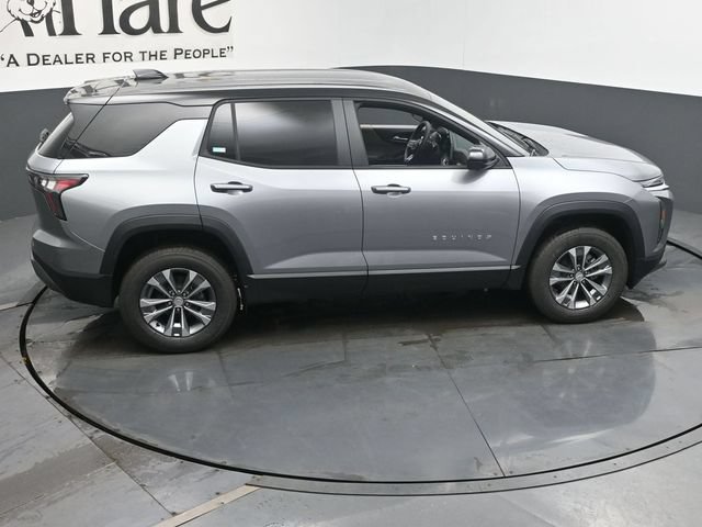 New 2026 Chevrolet Equinox LT w/ Convenience Package II FWD image 17