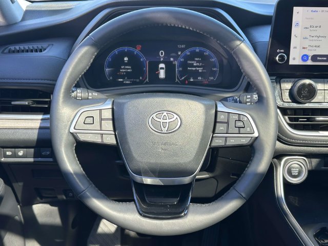 Used 2024 Toyota Grand Highlander AWD image 19