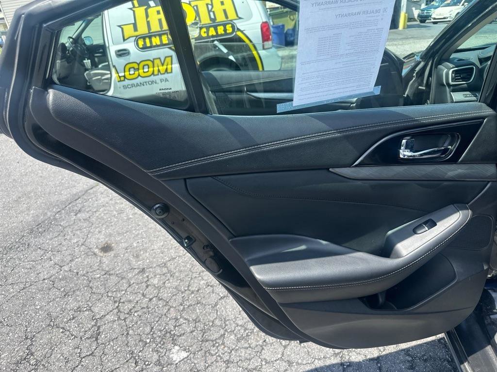 Used 2018 Nissan Maxima 3.5 SV FWD image 32