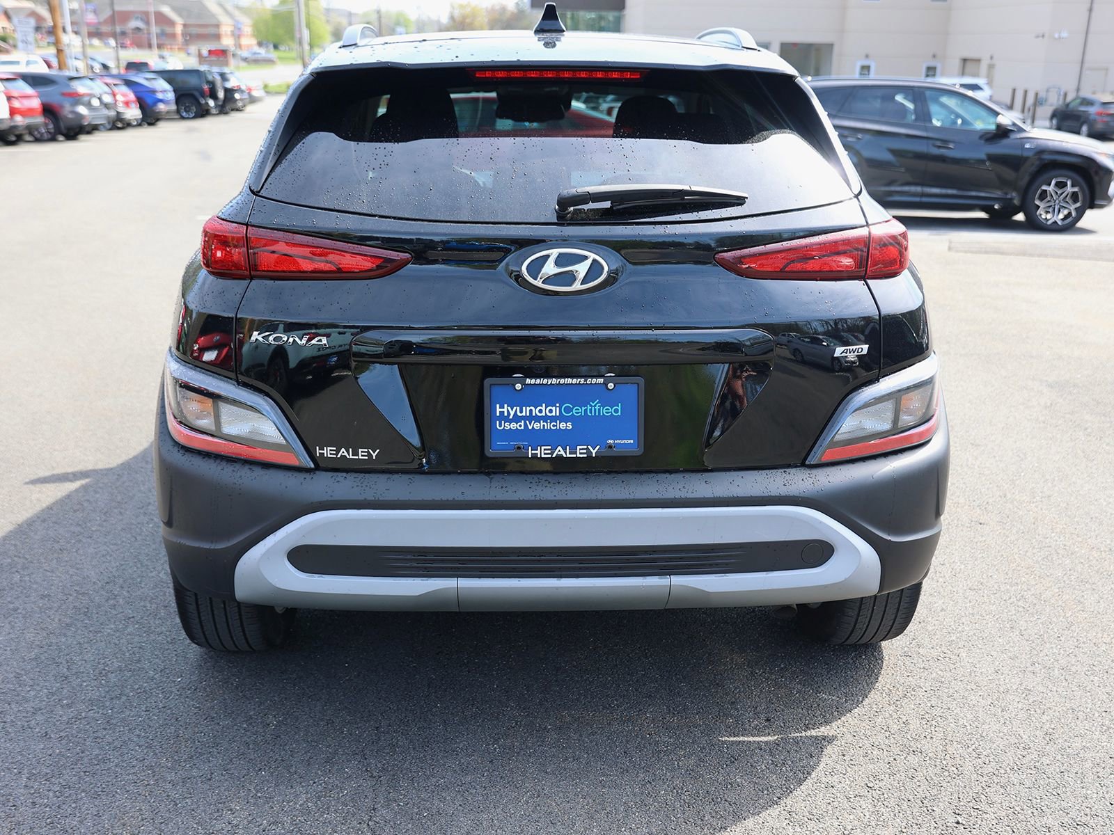 Certified 2023 Hyundai Kona SEL AWD/4WD image 6