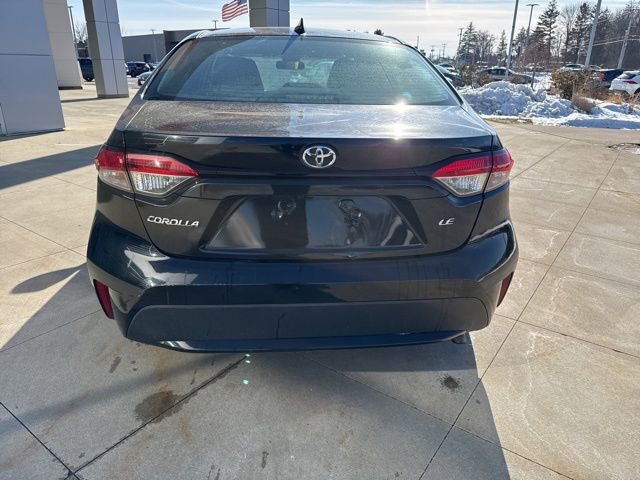 Used 2021 Toyota Corolla LE image 6