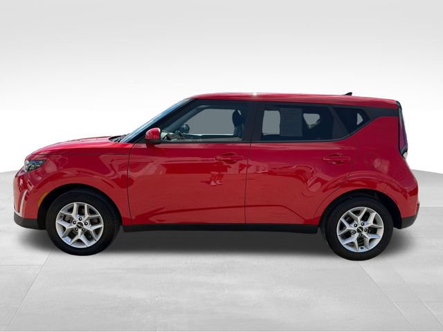 Used 2025 Kia Soul LX w/ LX Technology Package FWD image 8