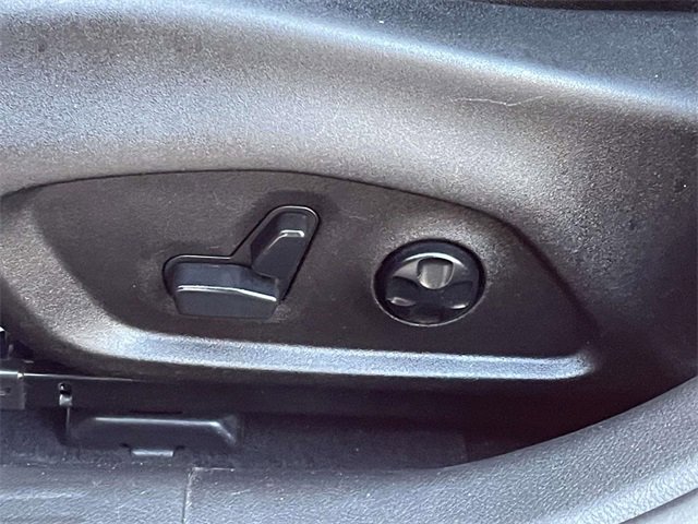 Used 2016 Jeep Renegade Trailhawk w/ Safety & Security Group image 17