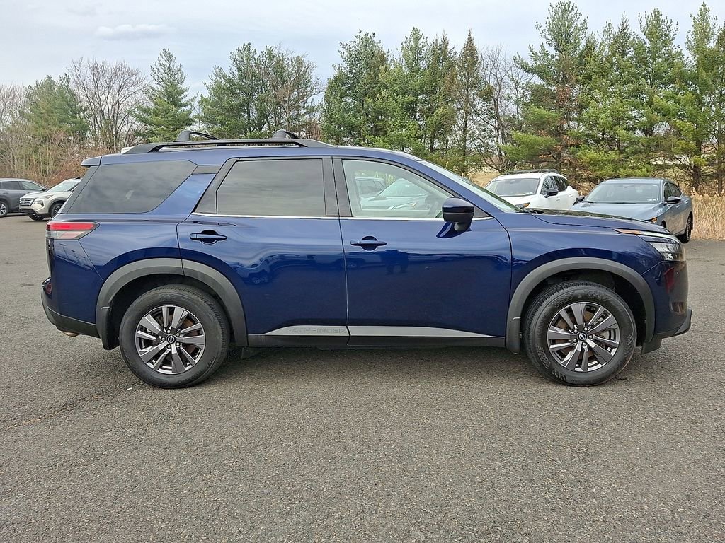 Certified 2023 Nissan Pathfinder SV w/ SV Premium Package image 7