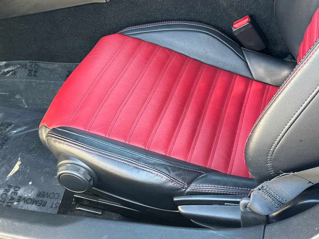 Used 2019 FIAT 124 Spider Abarth w/ Veleno Appearance Group image 18