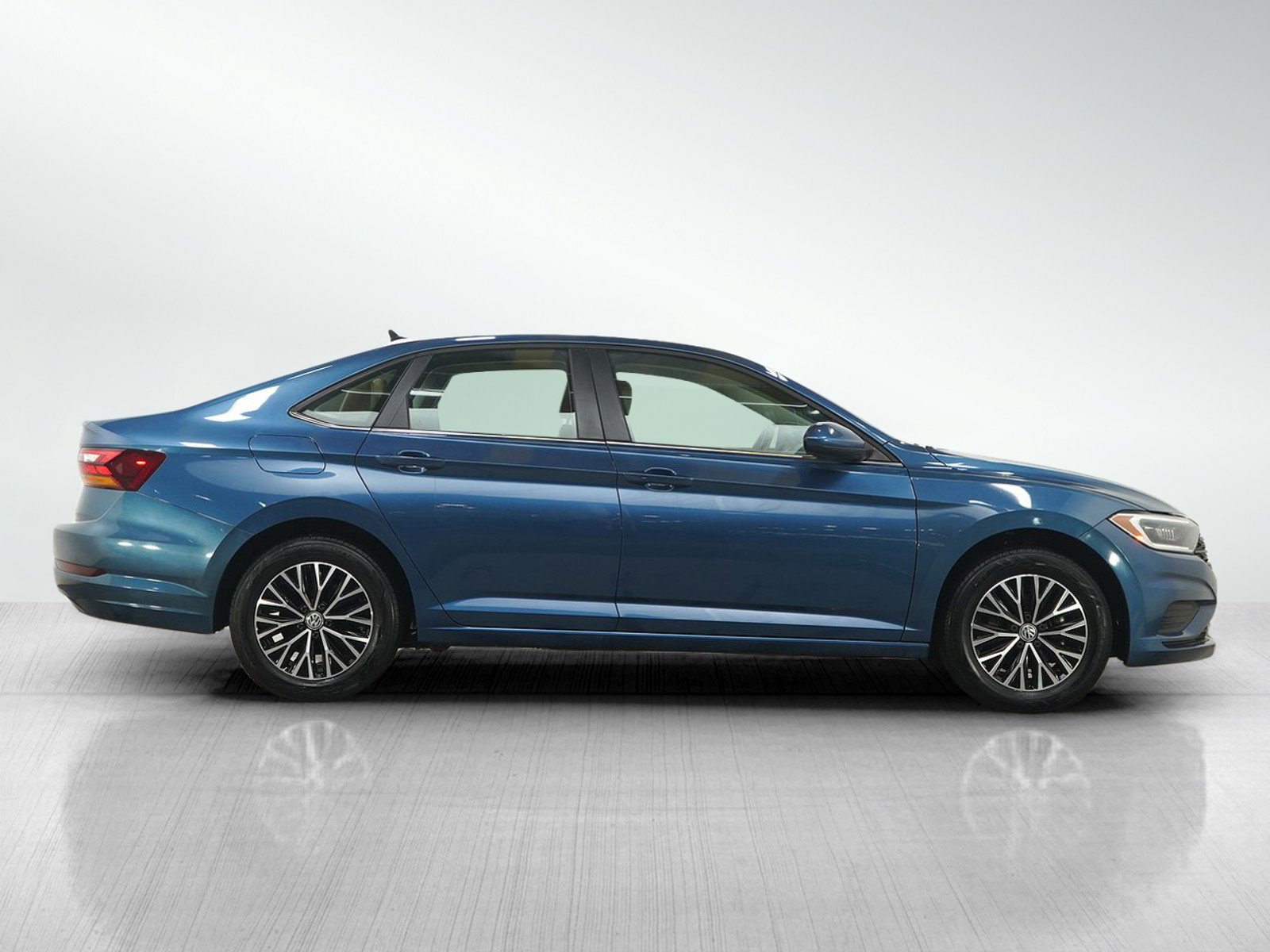 Used 2019 Volkswagen Jetta SEL image 6