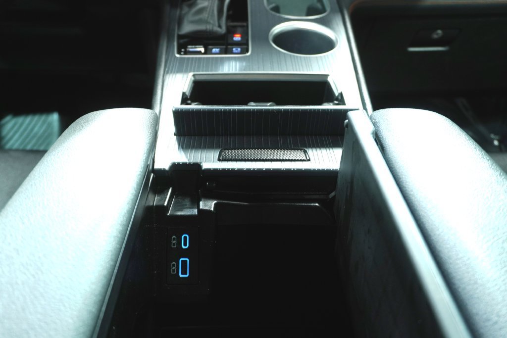 Certified 2023 Toyota Sienna XSE AWD/4WD image 24