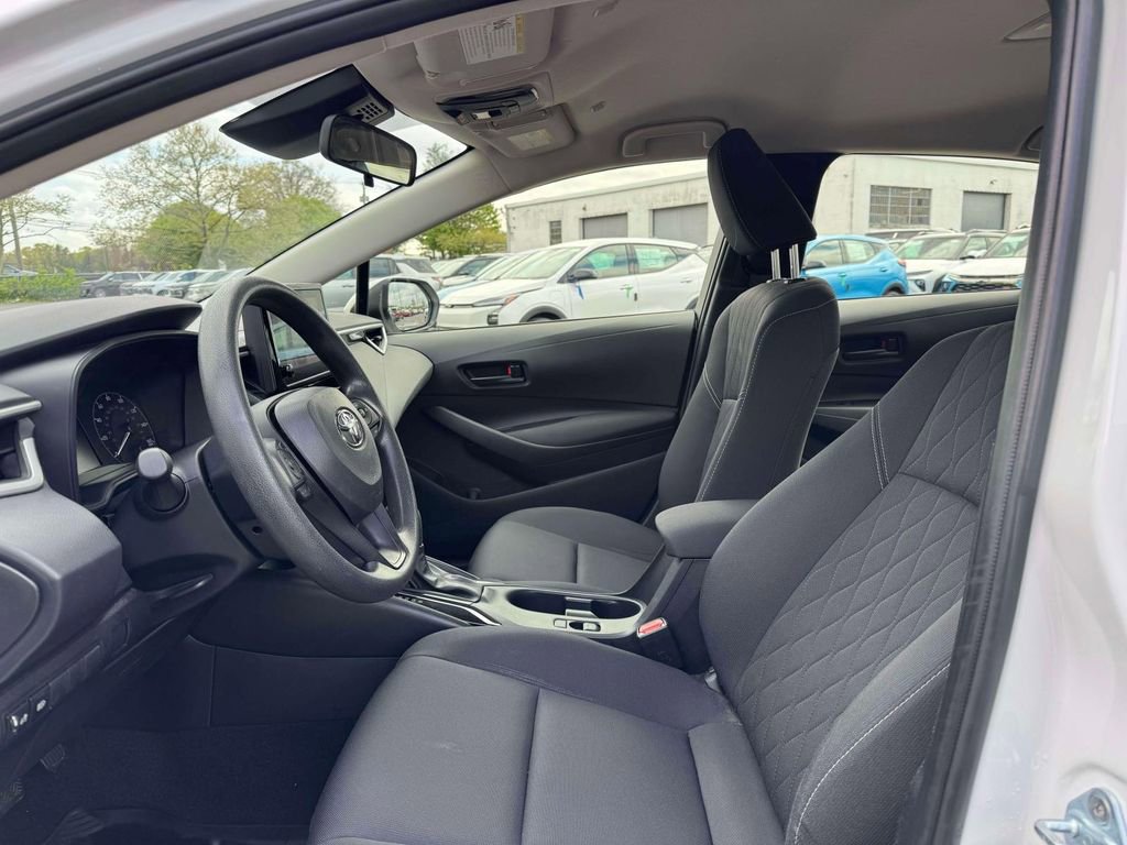 Used 2023 Toyota Corolla LE FWD image 16